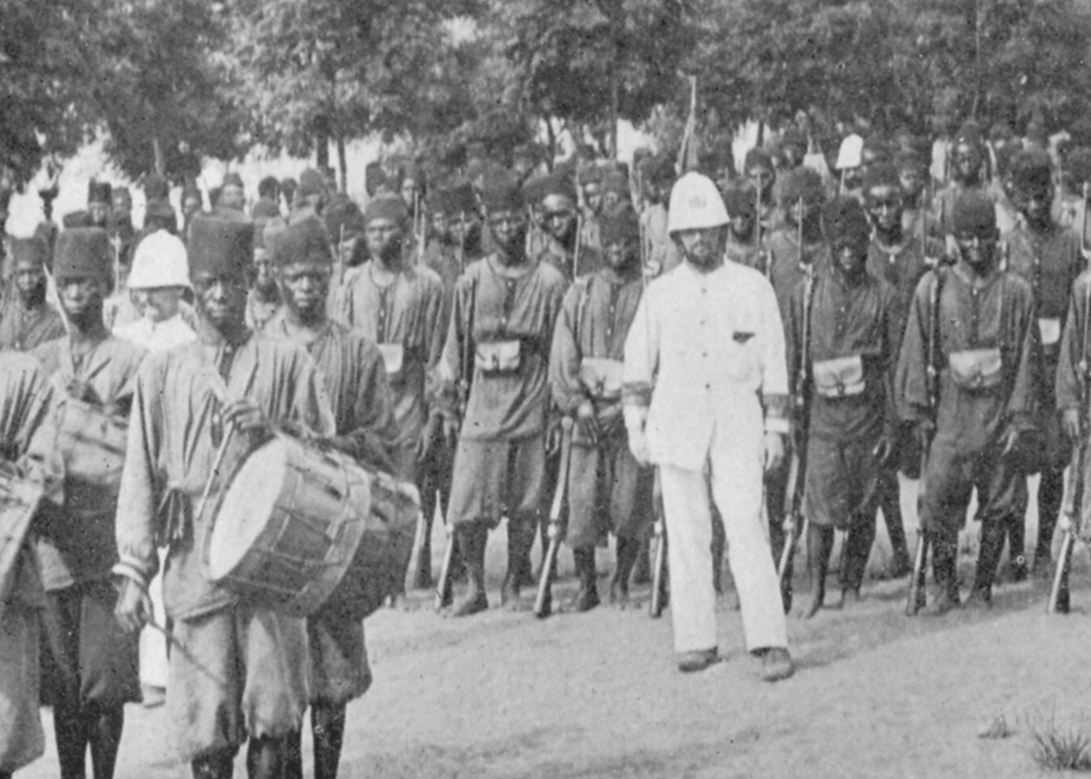 Detail from “The Agents of the Modern African Slave Trade. The ‘Force Publique’ of the Congo State.” In Edmund Morel, King Leopold’s Rule in Africa (London: Heinemann, 1904), opposite 304. Public domain. Image copyright Adrian S. Wisnicki. Creative Commons Attribution-NonCommercial 3.0 Unported (https://creativecommons.org/licenses/by-nc/3.0/).